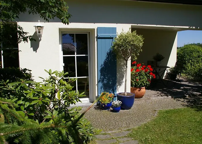 Ferienhaus Hummel-nest